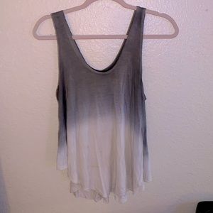 Gray & white ombré flowy scoop-neck tank top